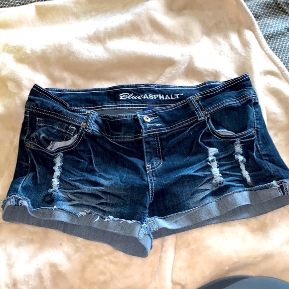 Blue Asphalt Denim shorts size 15 - Picture 1 of 4